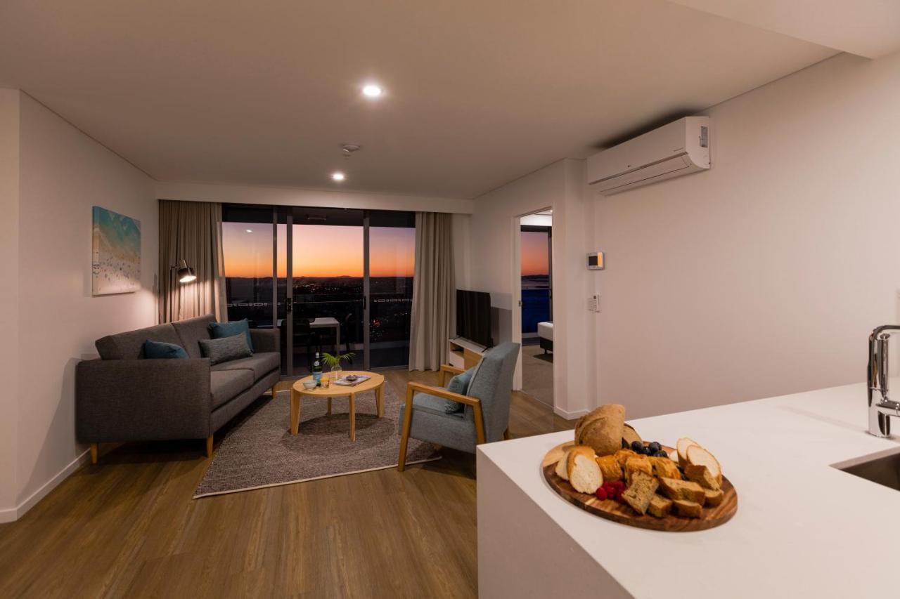 Sky Broadwater Apartments Southport Eksteriør bilde